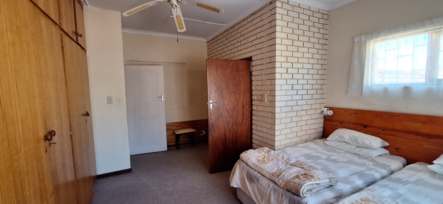 4 Bedroom Property for Sale in Albertinia Western Cape
